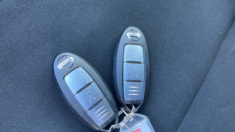 Nissan Juke 1.0 DiG-T Tekna 5dr Petrol Hatchback